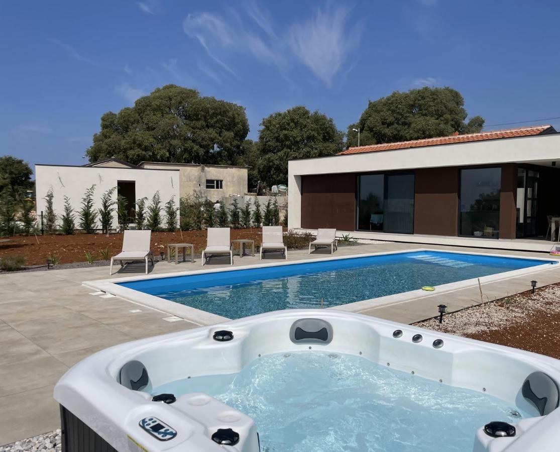 Villa Moderna San Lorenzo Orbanići Exterior foto